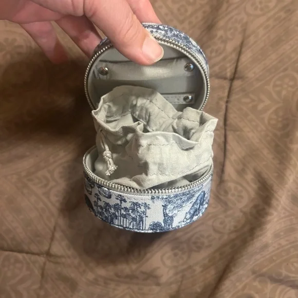 Dior around the world jewelry case - Picture 6 of 6